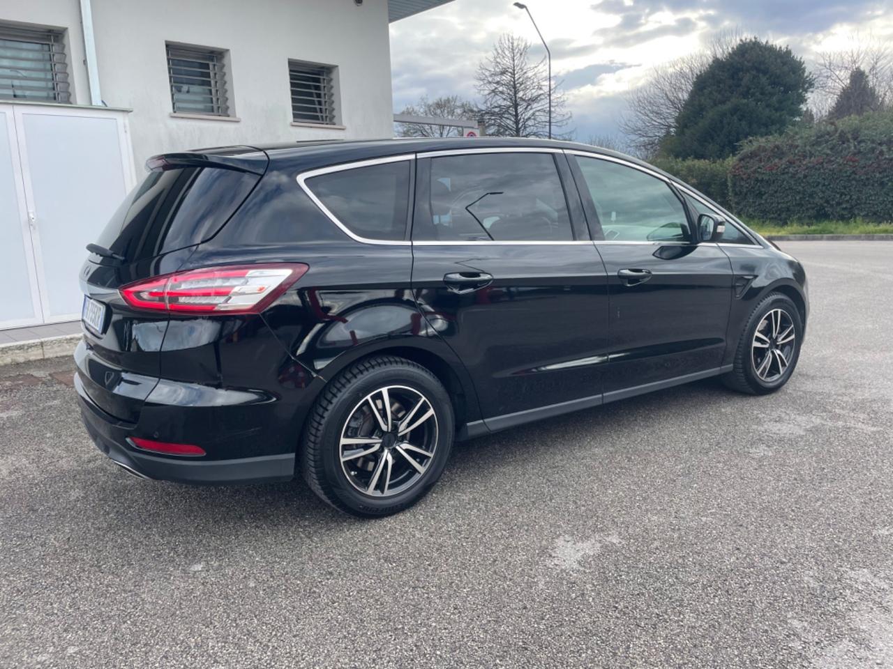 Ford S-Max 2.0 TDCi 7 posti Powershift anno 2017