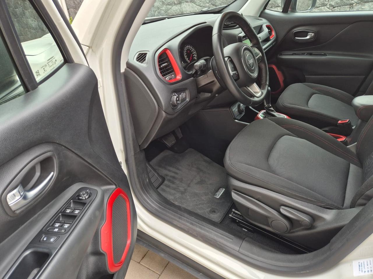 Jeep Renegade 2.0 Mjt 170CV 4WD Active Drive Low Trailhawk