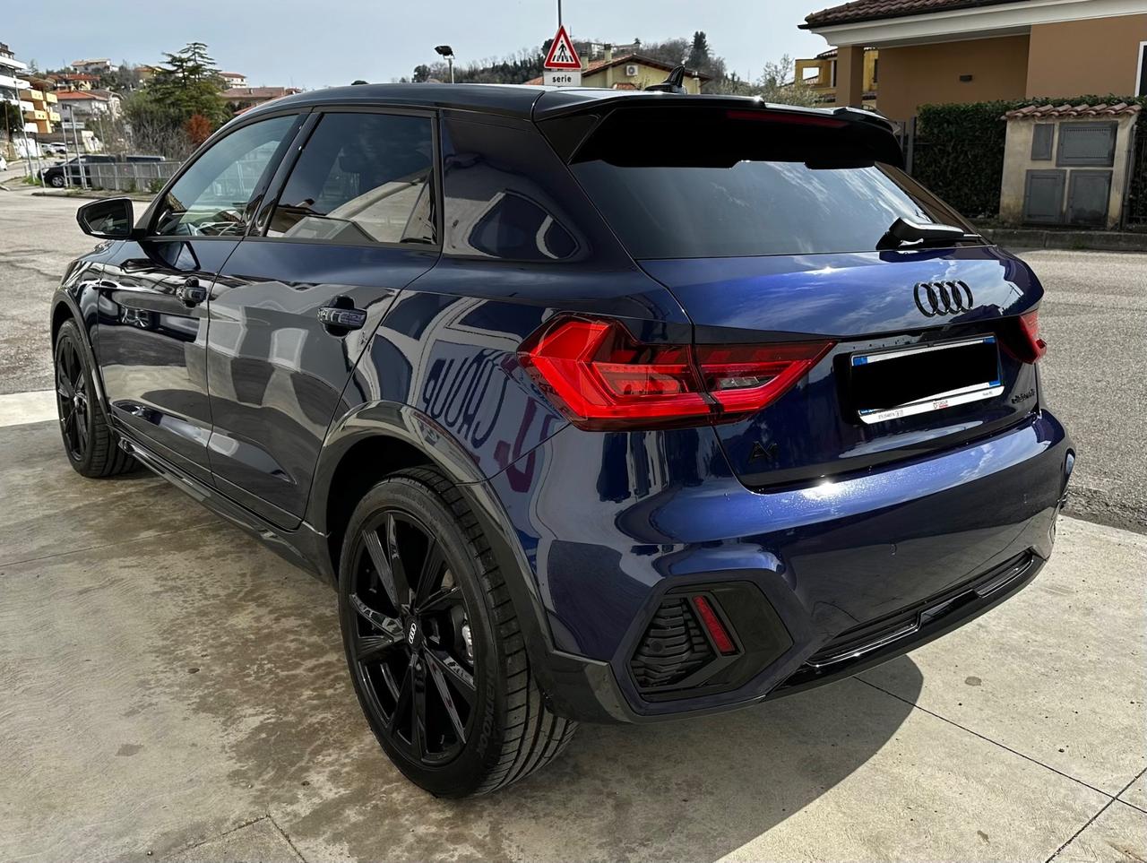 Audi A1 allstreet 30 TFSI Identity Contrast