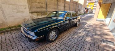 Daimler Altro GB