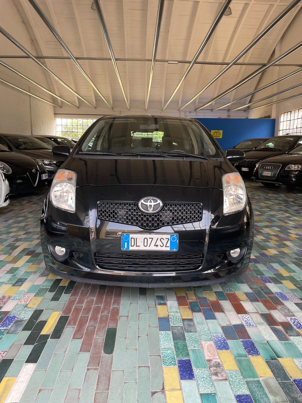 Toyota Yaris 1.0 Gpl VALIDO FINO AL 2032