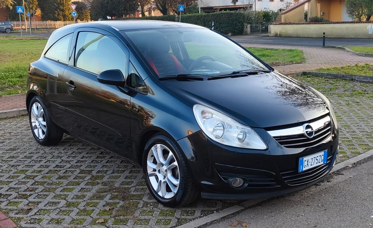 Opel Corsa 1.2 3 porte Sport