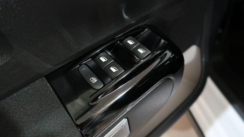 Citroën C3 C3 1.2 puretech Shine s&s 83cv #VARI COLORI#