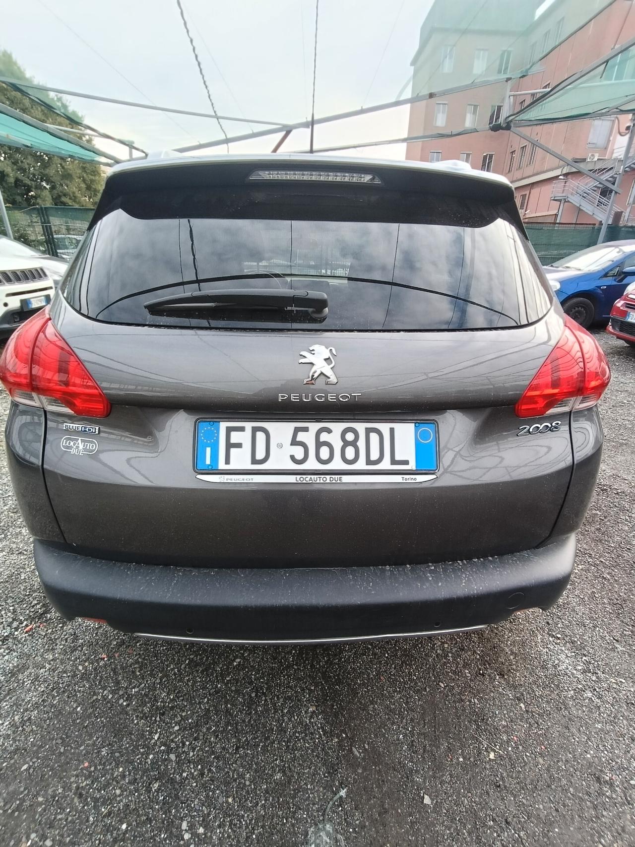 Peugeot 2008 BlueHDi 100 Allure
