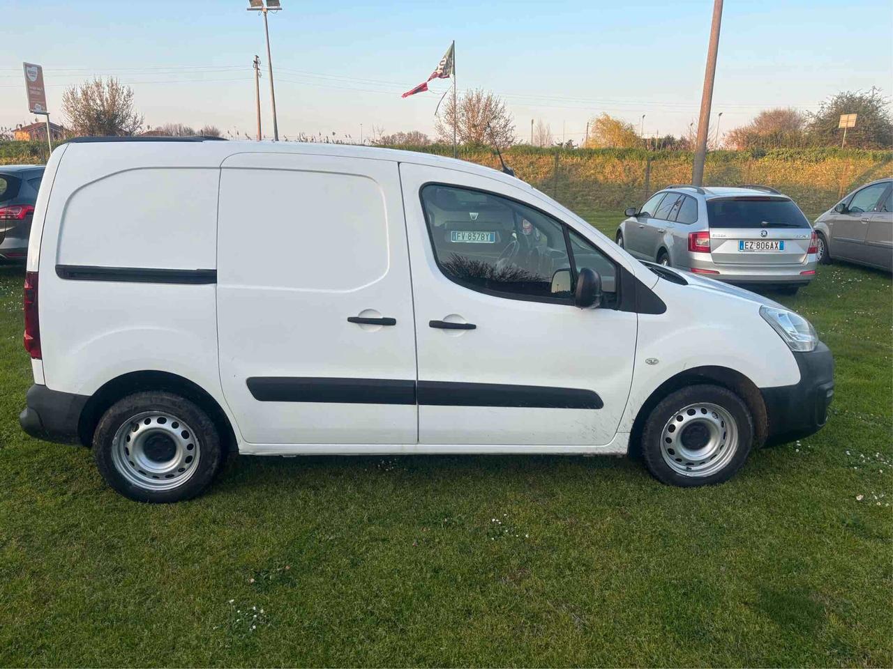 Peugeot Partner 1.6 Hdi Cambio Automatico portello apribile carichi lunghi