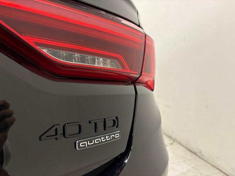 Audi Q3 Sportback 40 2.0 tdi Identity Black quattro 193cv s-tronic