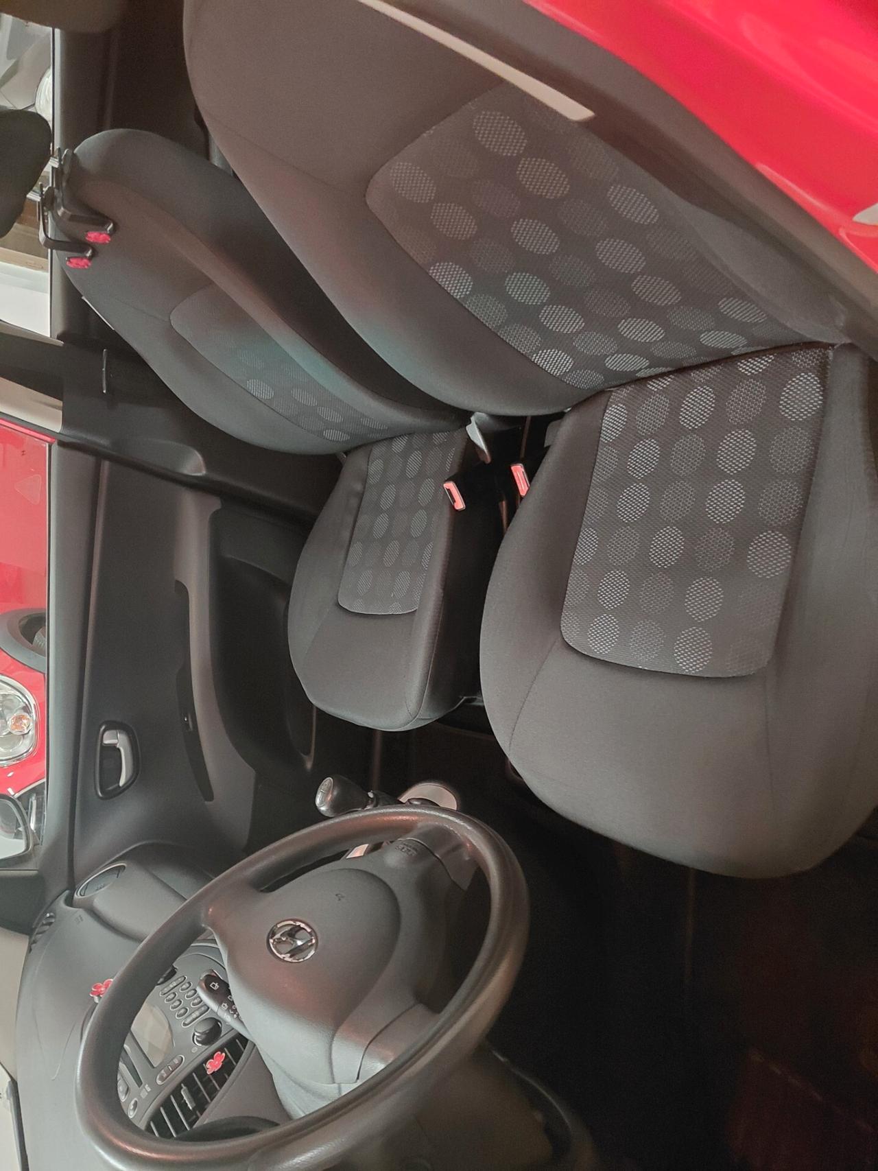 HYUNDAI I10 ANNO 2010 BZ 1.1 ADATTA NEOPATENTATI KM 58 MILA