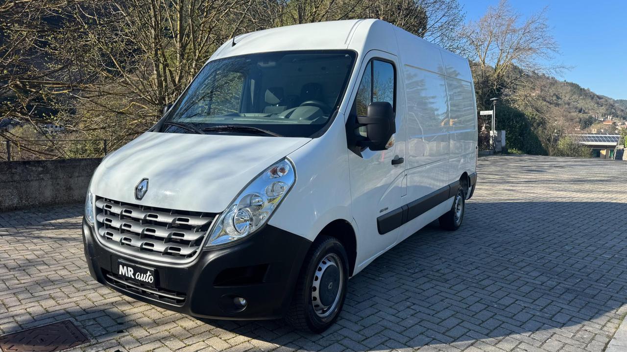 RENAULT Master T33 2.3 dci 125cv L2H2 E5