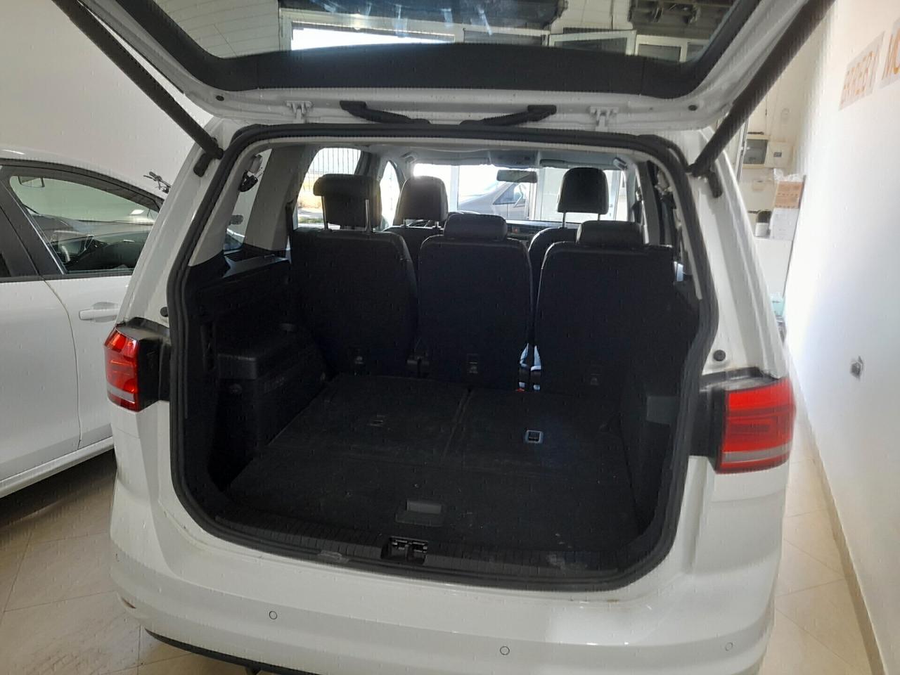 Volkswagen Touran 2.0 TDI 115 CV DSG Executive BlueMotion Technology