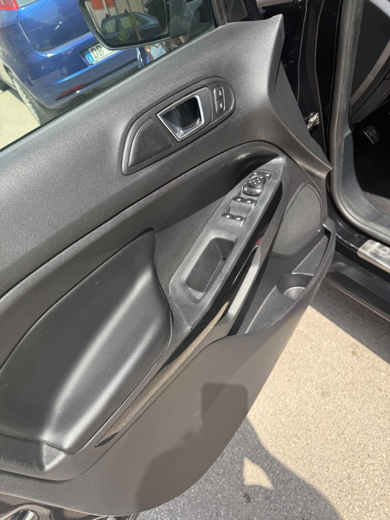 Ford EcoSport 1.0 EcoBoost 100 CV ST-Line