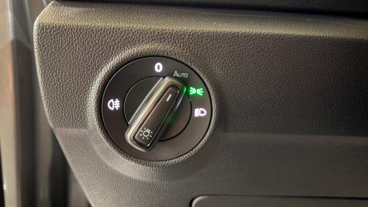 Volkswagen T-Roc 2.0 TDI 116cv Life 03/2024 Gancio Traino