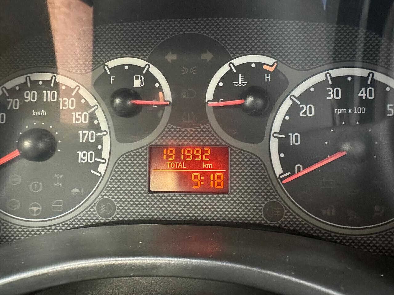 Fiat Panda 1.2 BENZINA NEOPATENTATI