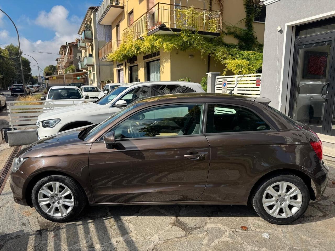 AUDI A1 1.2 TFSI ATTRACTION NEOPATENTATI