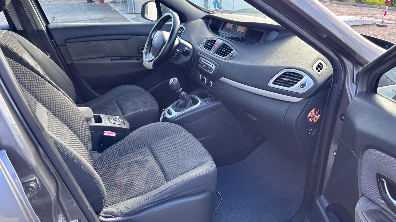 Renault Scenic Scénic X-Mod 1.5 dCi 110CV EDC Dynamique