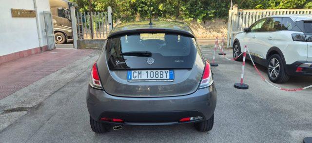 LANCIA Ypsilon 1.0 FireFly 5 porte Mild Hybrid Gold