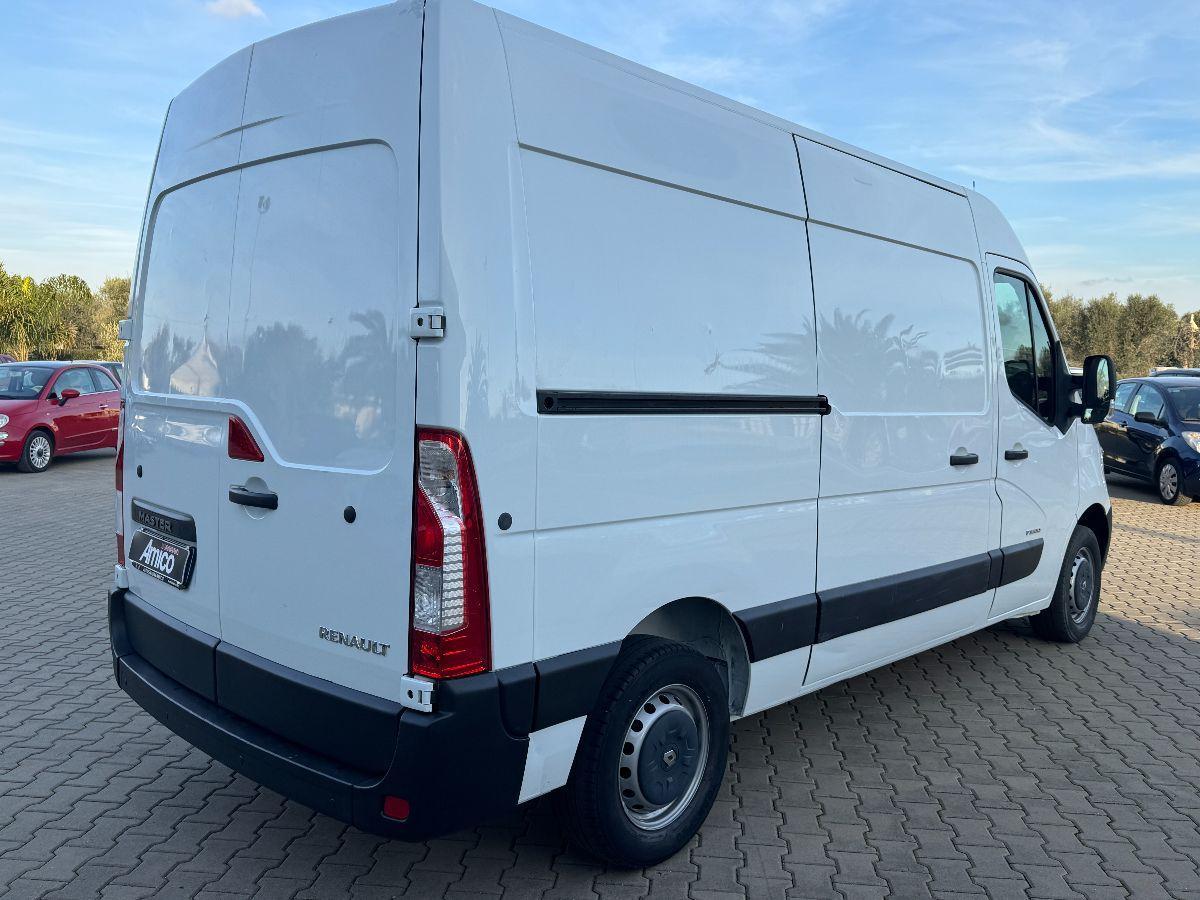 RENAULT Master 2.3 DCI FURGONE MEDIO