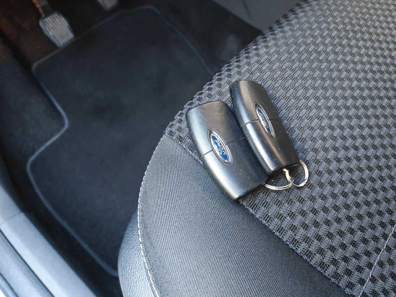 Ford C-Max 2.0 145 CV Bz.- GPL Titanium