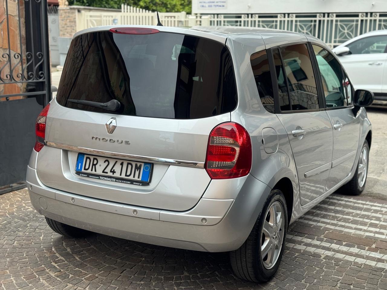 Renault Modus Grand 1.5 dCi 105CV Dynamique