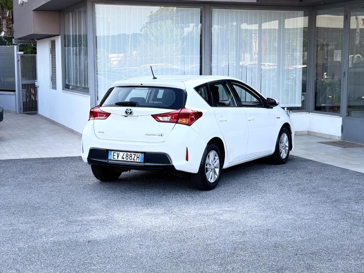 Toyota Auris 1.8 Hydrid 99CV E6 Neo - 2014