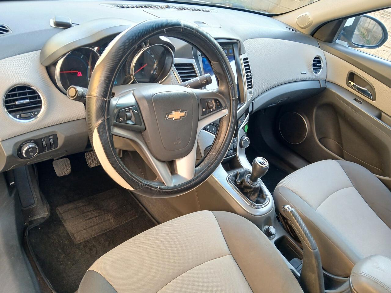 CRUZE LT AUTO IN ORDINE