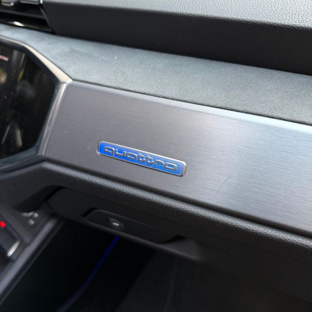 Audi Q3 SPB 40 TDI quattro S line **FULL**