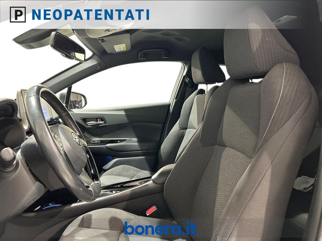 Toyota C-HR 1.8 Hybrid Active E-CVT