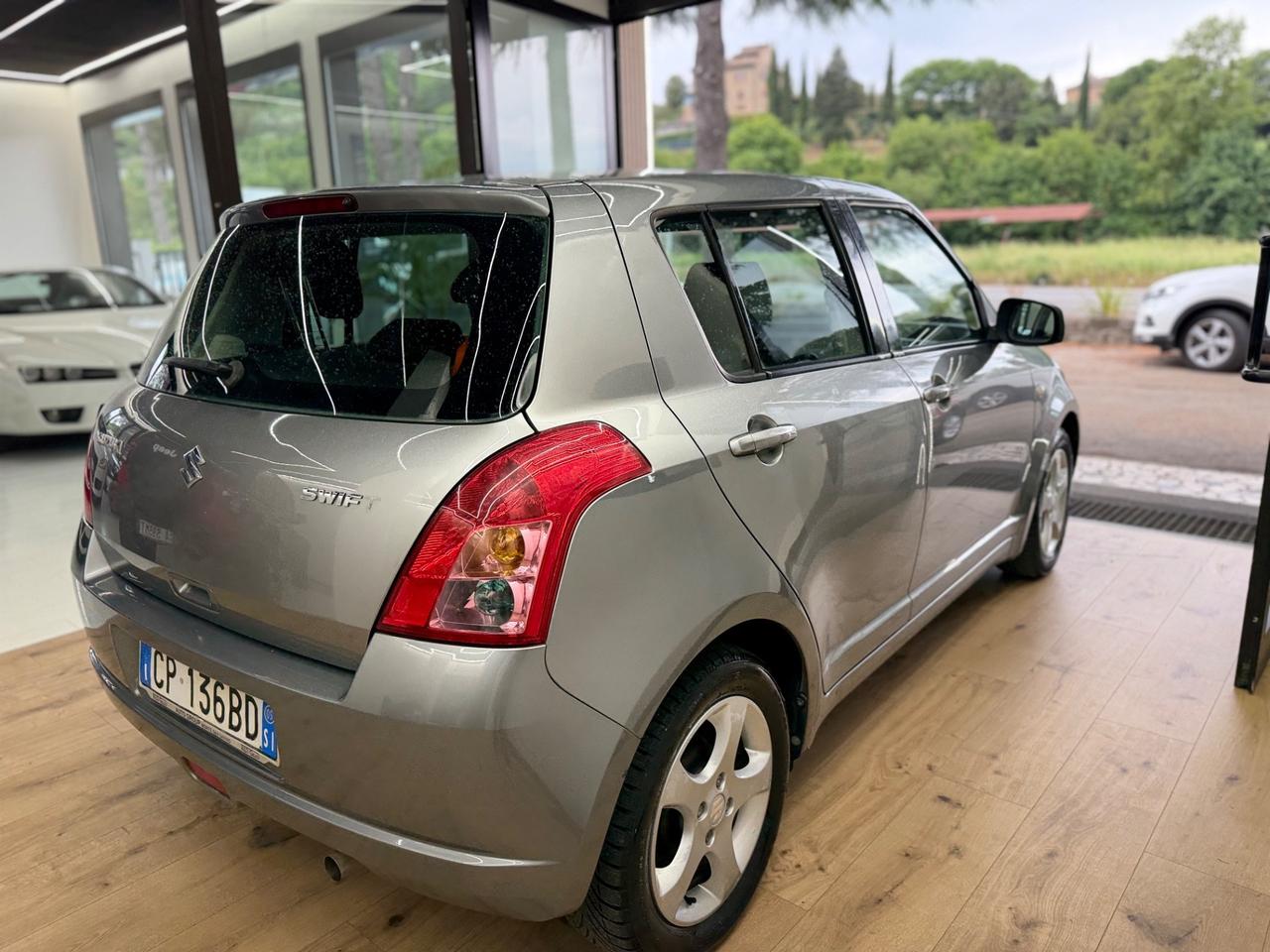 Suzuki Swift 1.3 5p. GLX