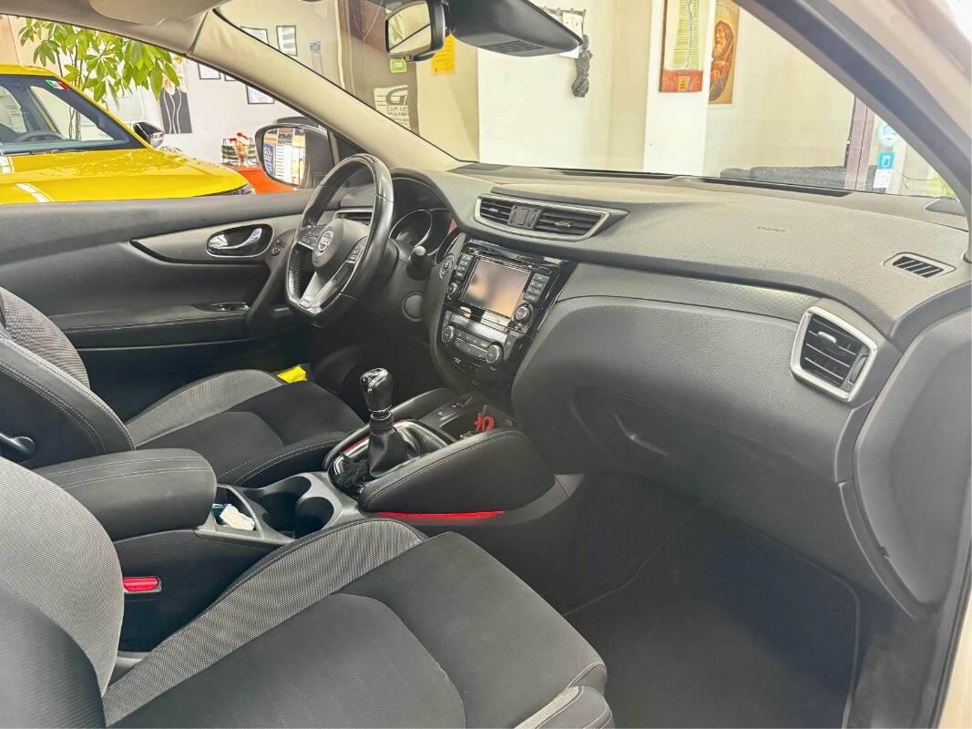 Nissan Qashqai 1.6 dci Tekna 2wd 130cv