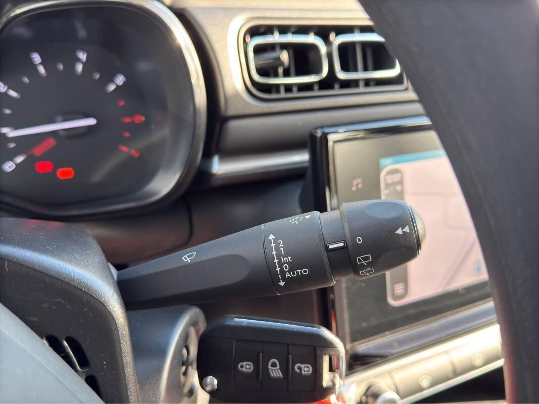 Citroen C3 1.2 puretech C-Series s&s 83cv Con CARPLAY