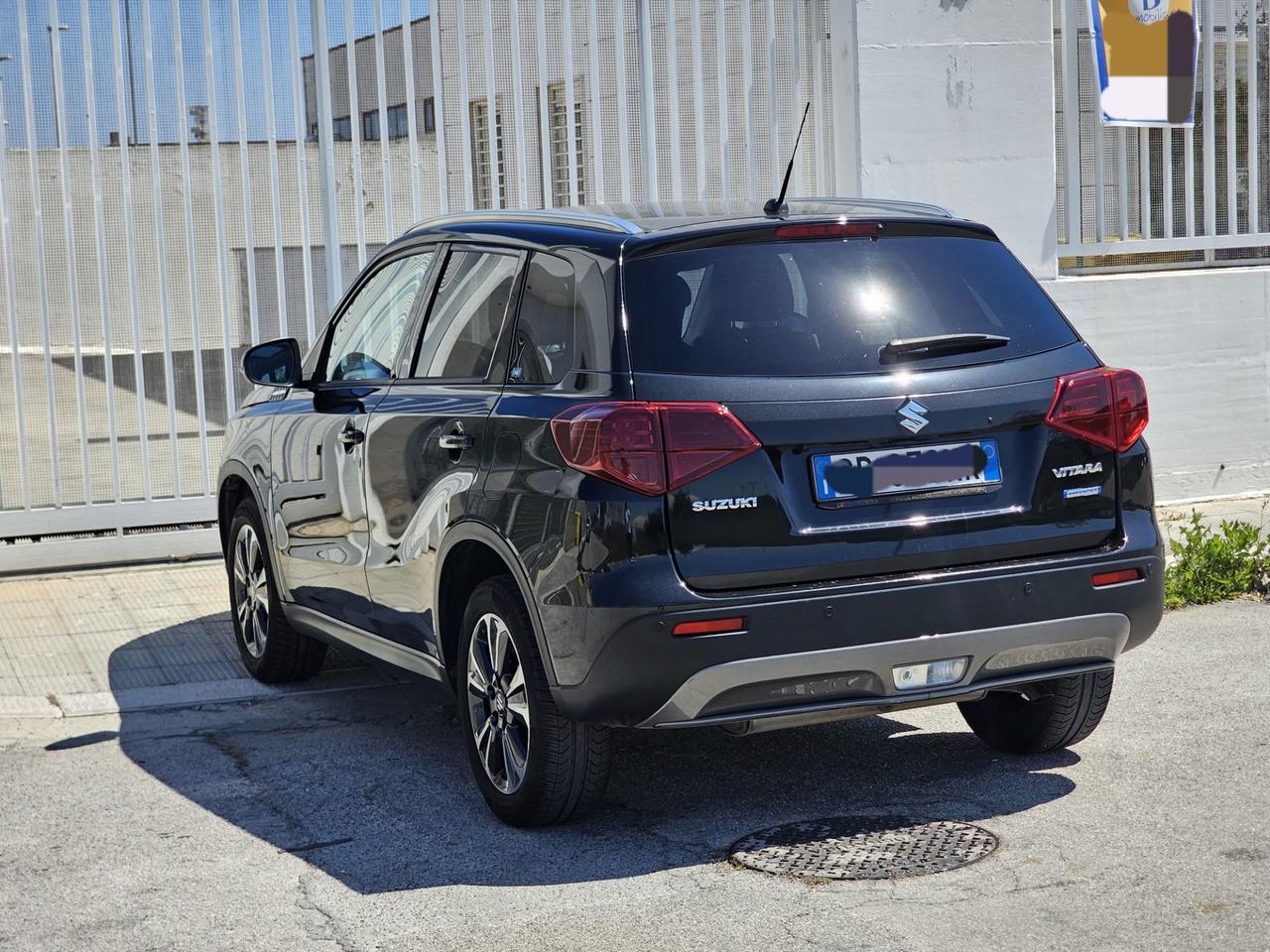 Suzuki Vitara 1.4 Hybrid Starview