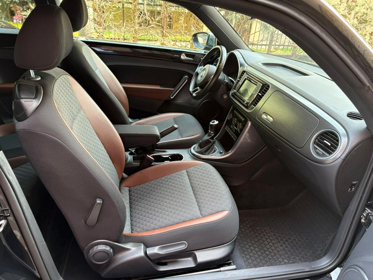 Volkswagen Maggiolino 1.2 TSI 105CV ALL STAR