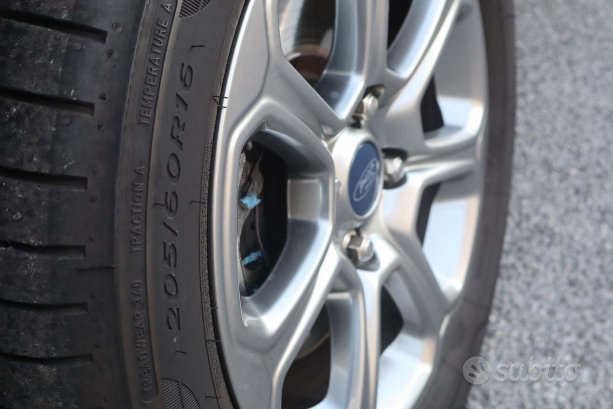 Ford EcoSport 1.5 TDCi 100 CV S&S Titanium