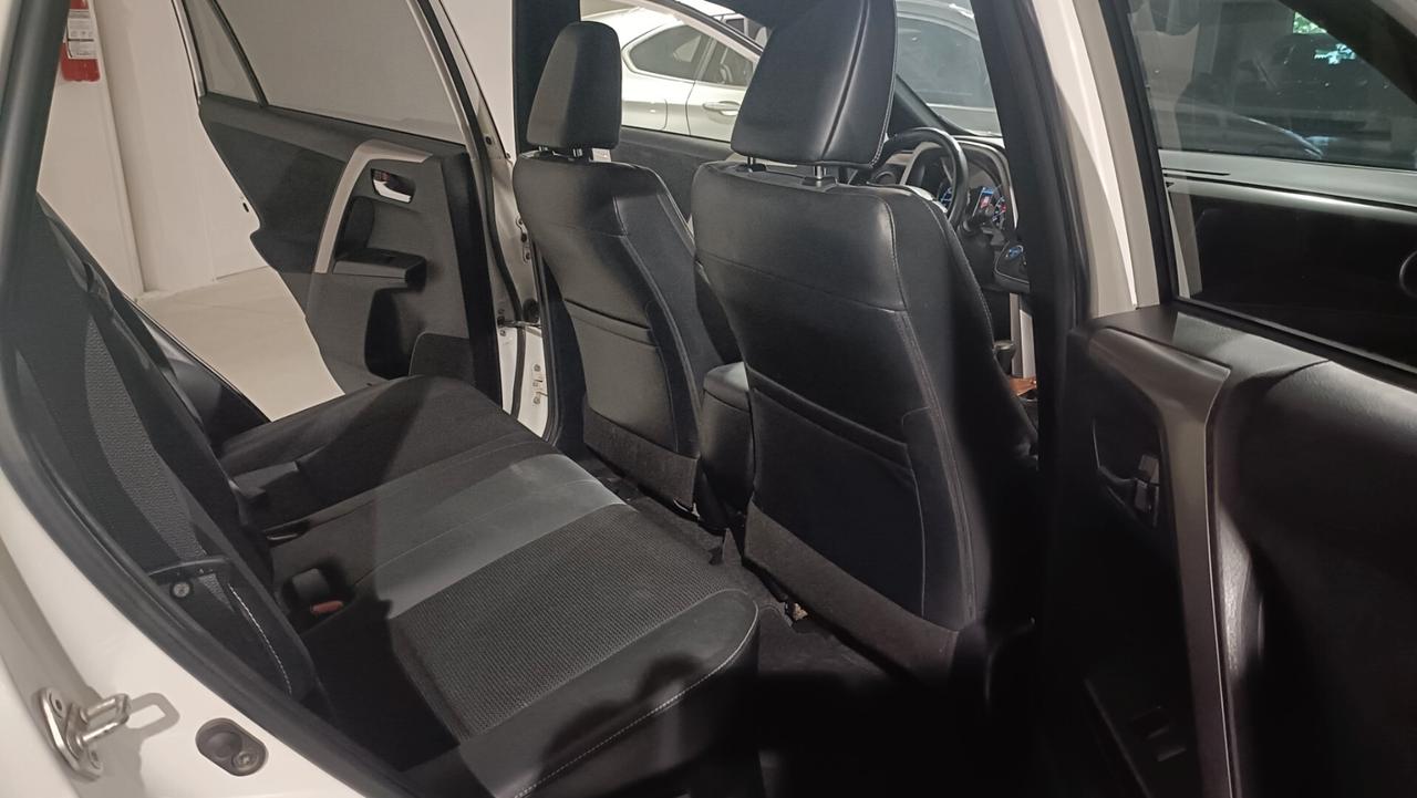 Toyota RAV 4 RAV4 2.5 Hybrid 2WD Lounge
