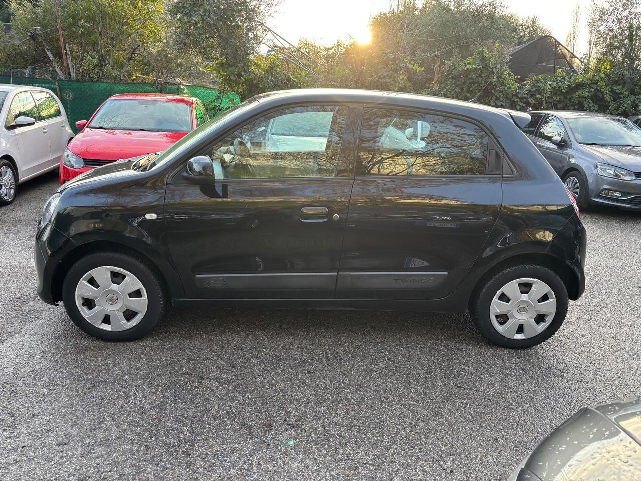 Renault Twingo 1.0 Live 5 porte OK NEOPATENTATI