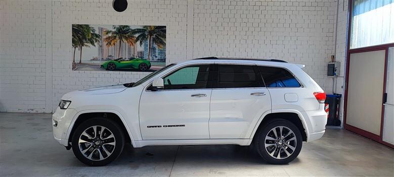 Jeep Grand Cherokee 3.0 V6 CRD 250 CV Multijet II Overland