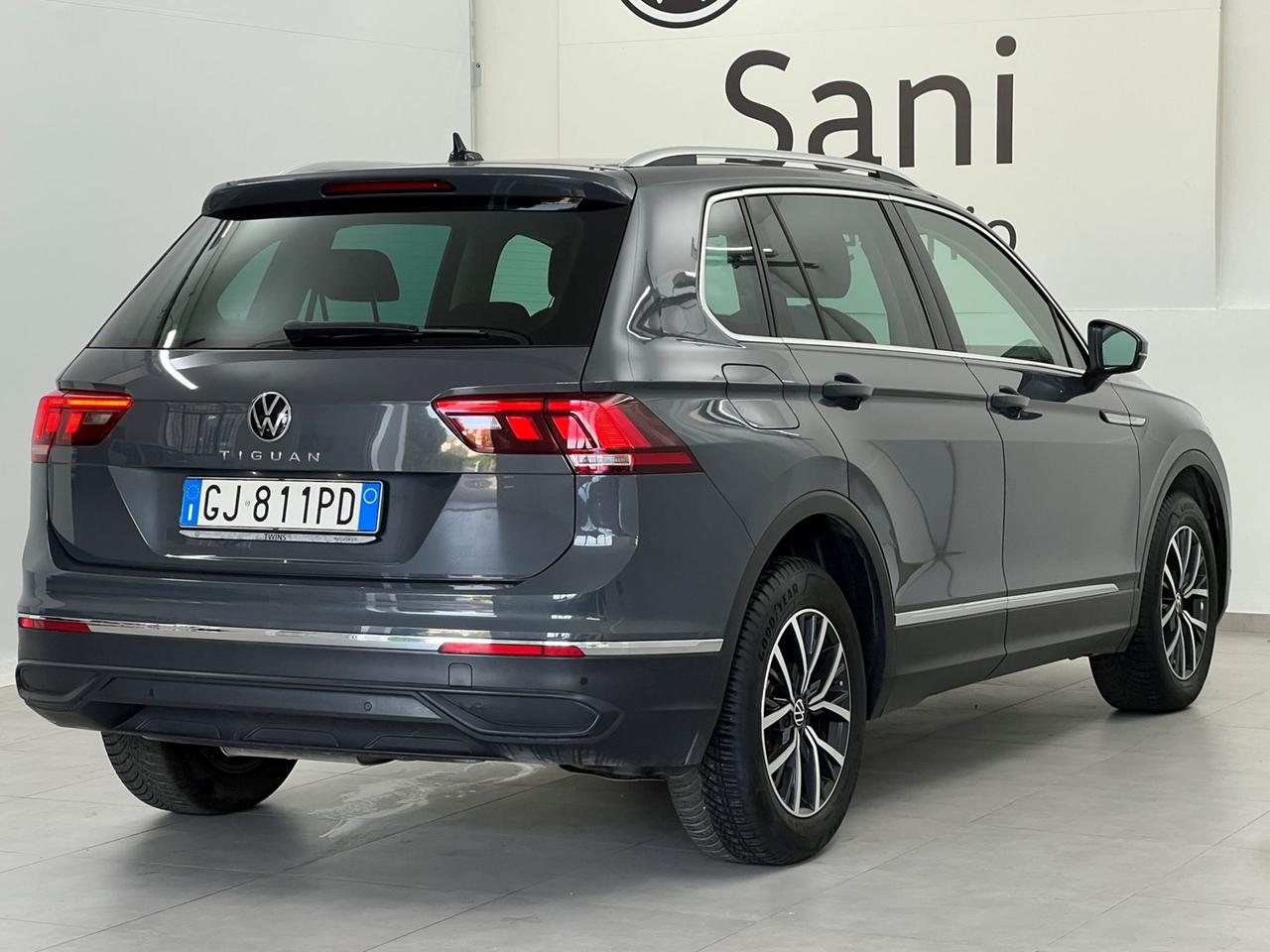 VOLKSWAGEN Tiguan II 2021 Tiguan 2.0 tdi Life 150cv dsg