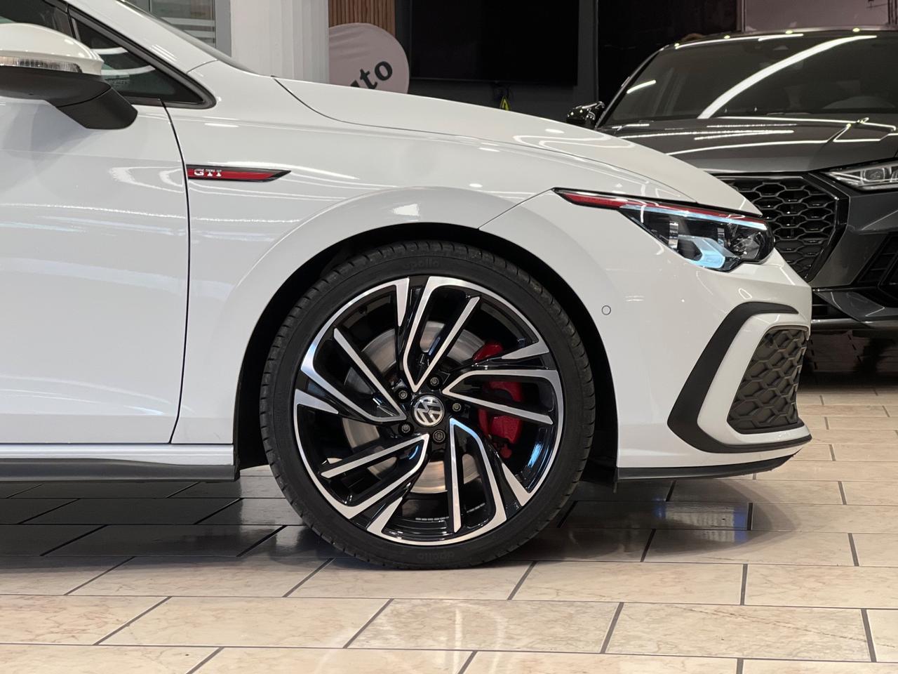 Volkswagen Golf GTI 2.0 TSI DSG