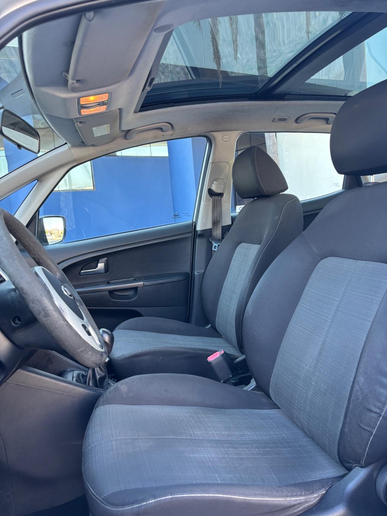 Kia Venga GPL NEOPATENTATI TETTO PANORAMICO
