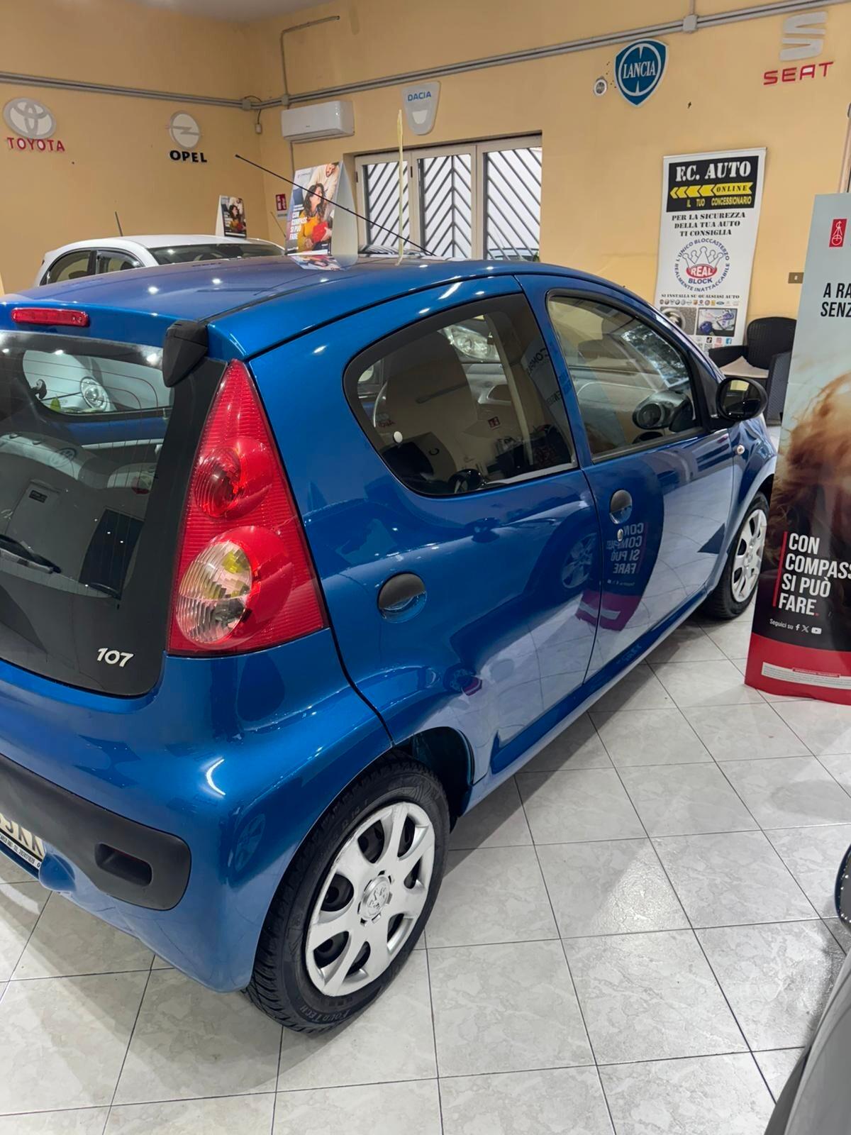 Peugeot 107 1.0 68CV 3p. Sweet Years