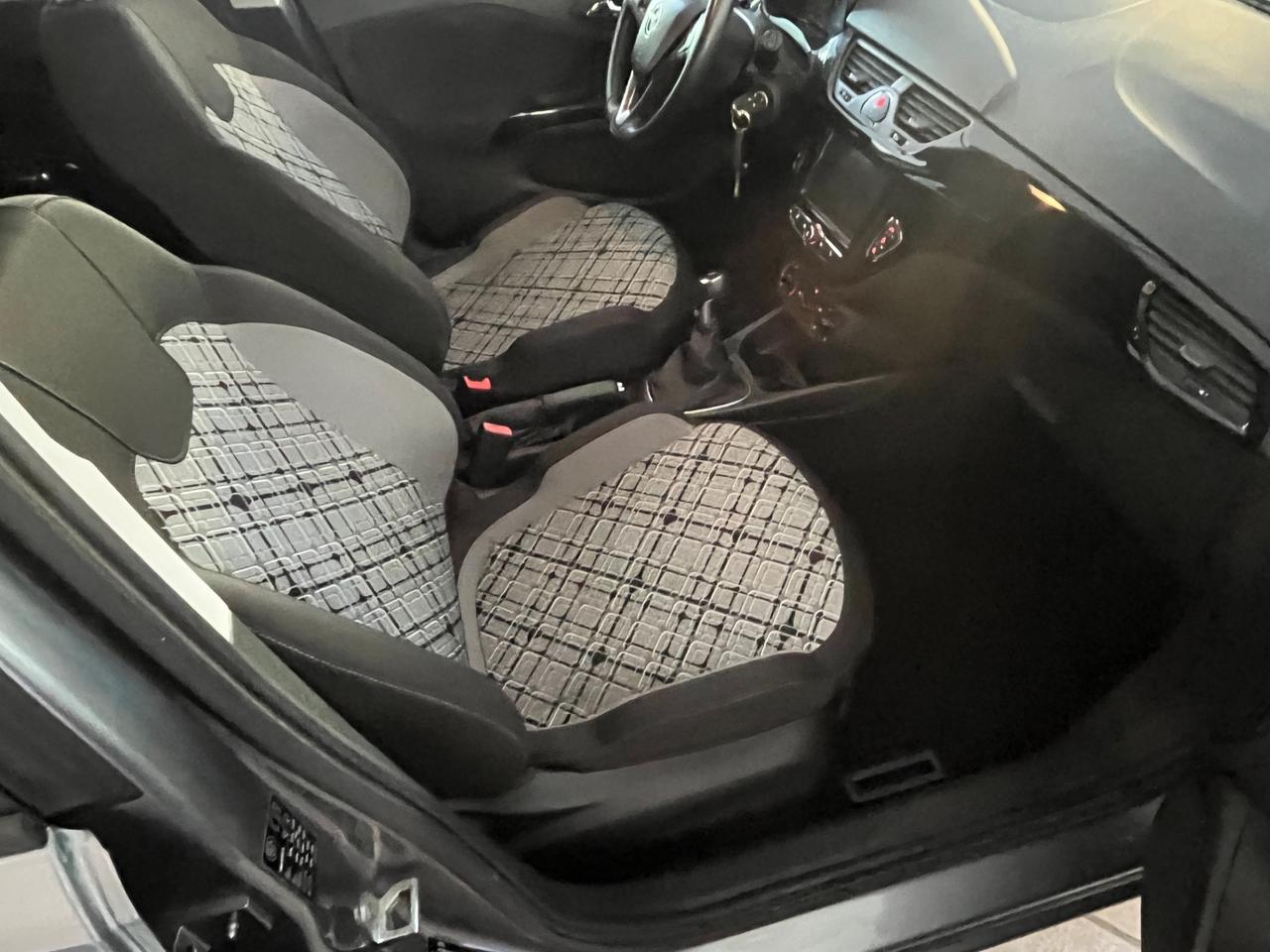 Opel Corsa 1.4 90CV GPL Tech 5 porte b-Color