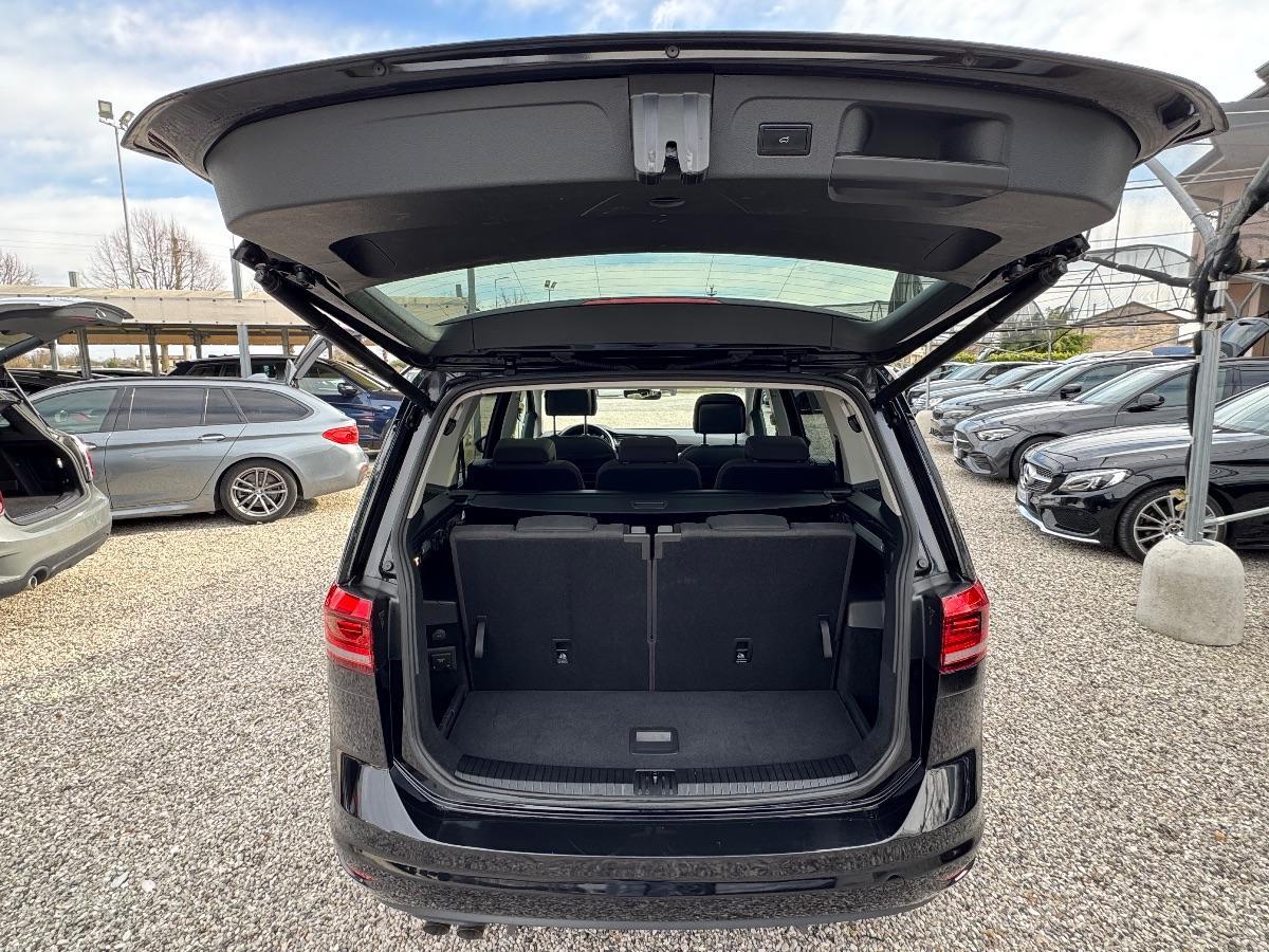 VOLKSWAGEN - Touran - 2.0 TDI 150 CV Highline BMT