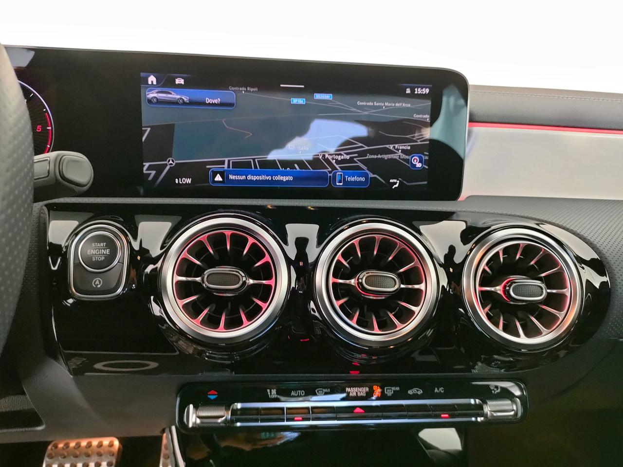 Mercedes-Benz Classe A - V177 2023 - A 180 d AMG Line Advanced Plus auto