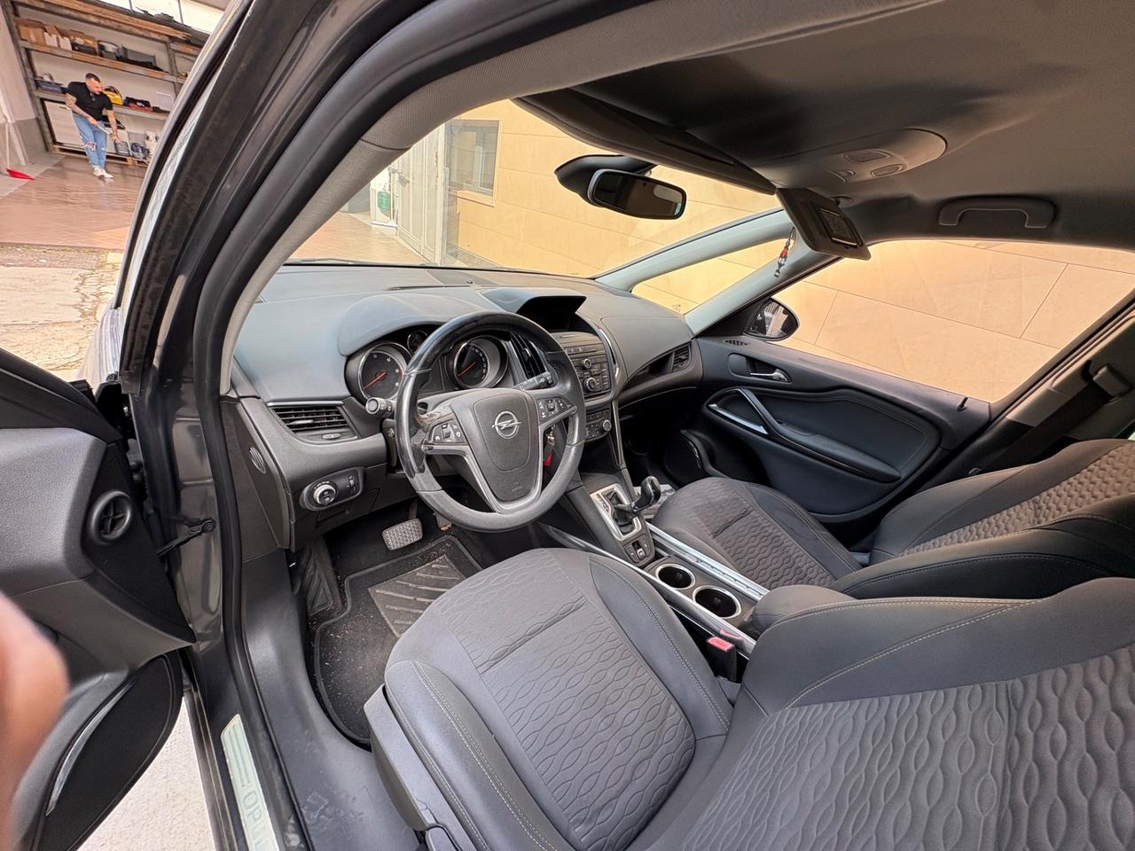 Opel Zafira Tourer 2.0 CDTi 165CV aut. Cosmo