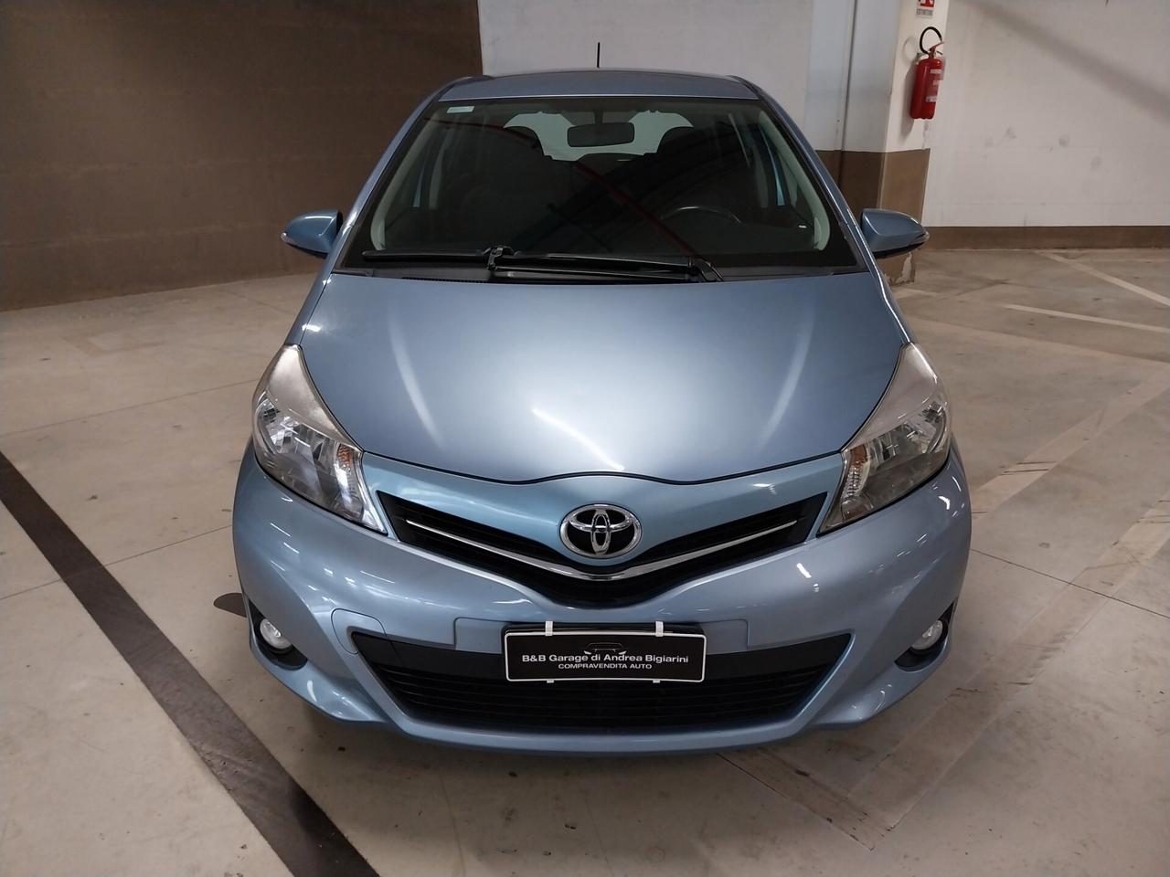 Toyota Yaris 1.4 D-4D 5 porte Lounge - ok neopatentati