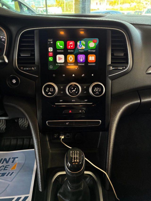 RENAULT Megane Mégane Sporter Blue dCi 115 CV N1 Autocarro