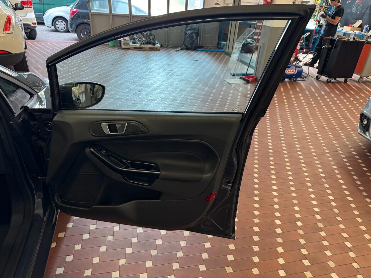 Ford Fiesta 1.2 60CV 5 porte - UNICO PROPRIETARIO