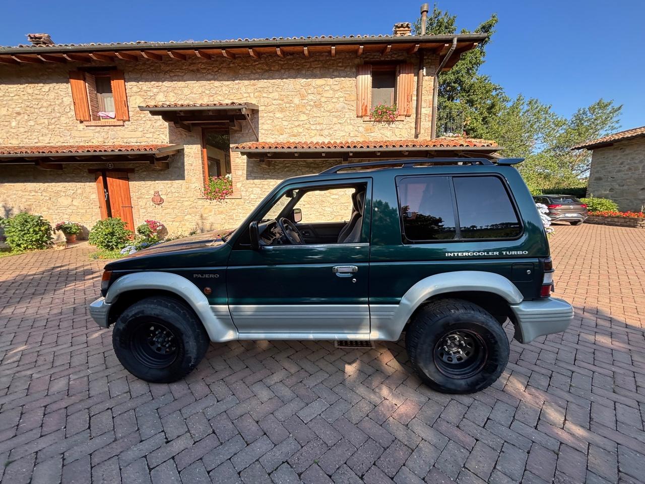 Mitsubishi Pajero 2.5 TDI Metal-top SS GLS Exec.
