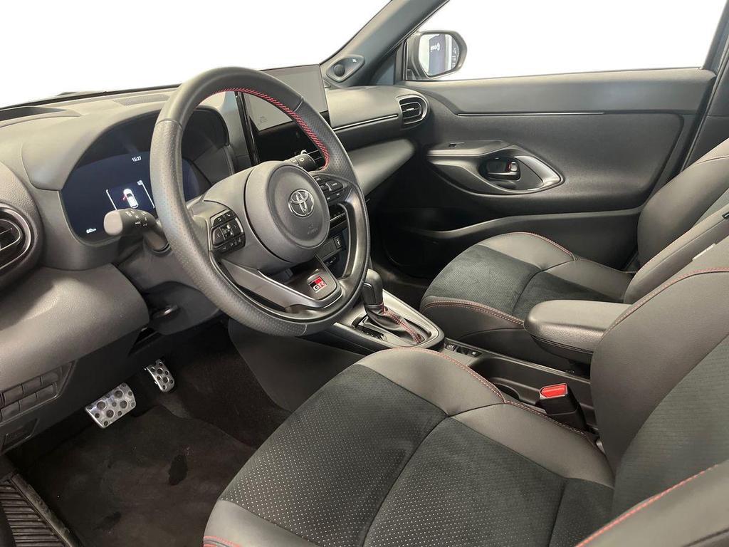 Toyota Yaris Cross 1.5h GR Sport fwd 130cv e-cvt