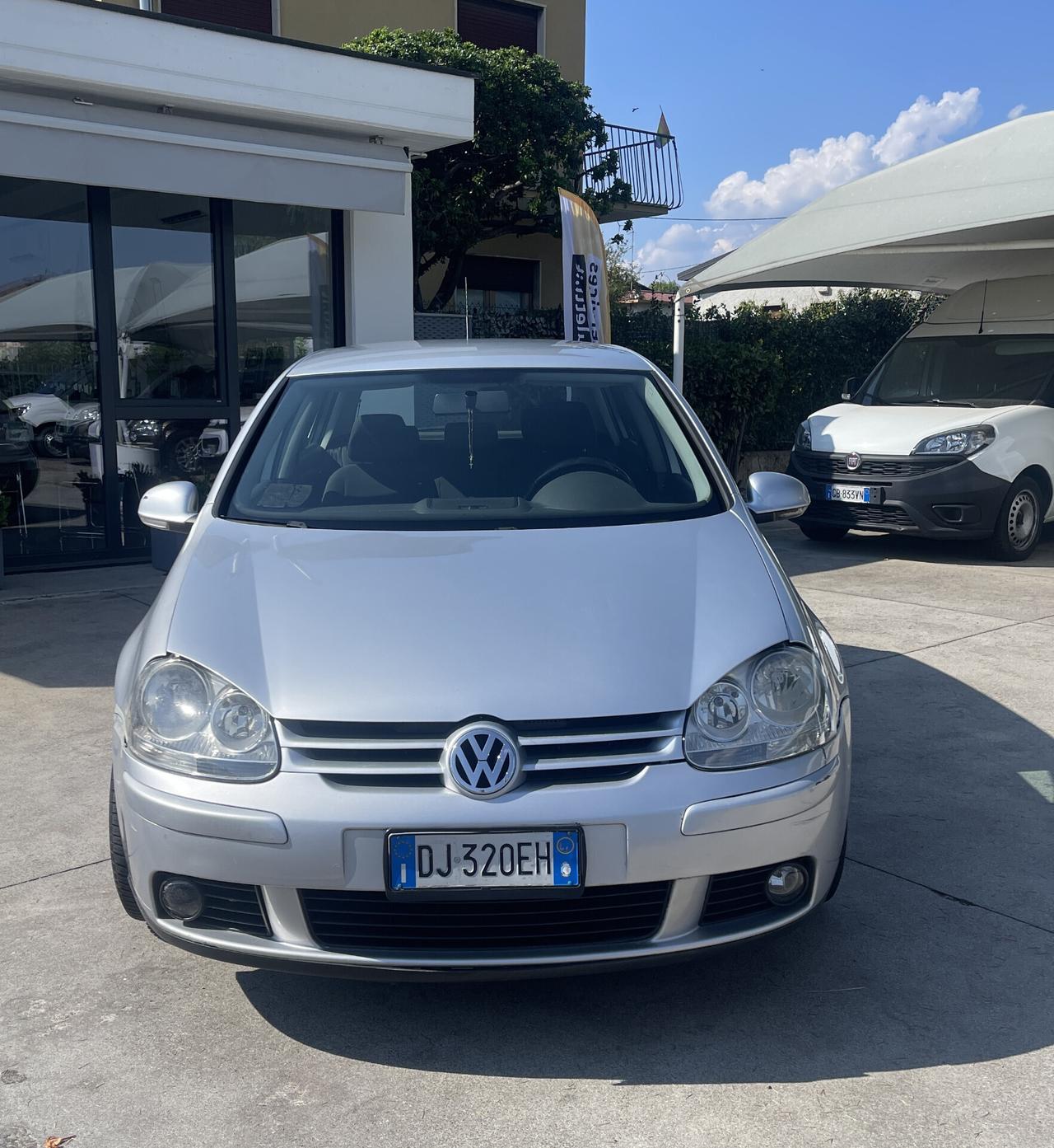 Volkswagen Golf 5p 1.900 TDI