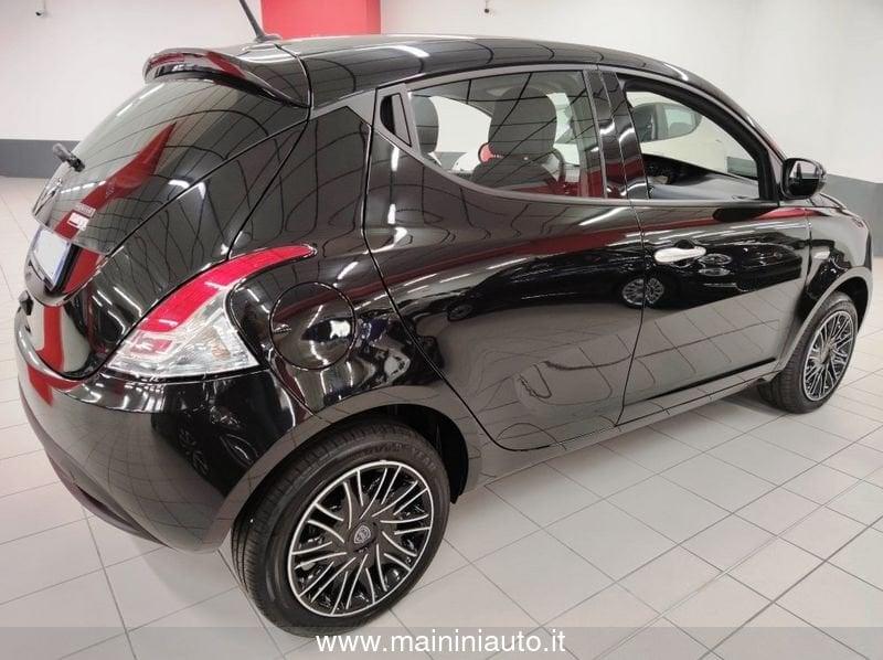 Lancia Ypsilon 1.0 Hybrid 70cv 5P Platino + Car Play "SUPER PROMO" m